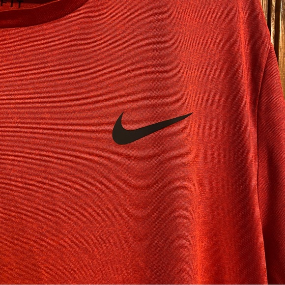 Men’s XL Nike Pro Dri-Fit Shirt - Picture 3 of 10